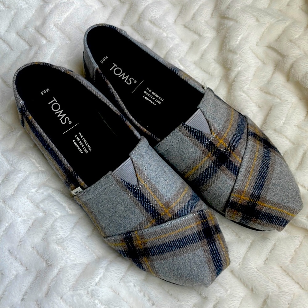 Mens Toms shoes